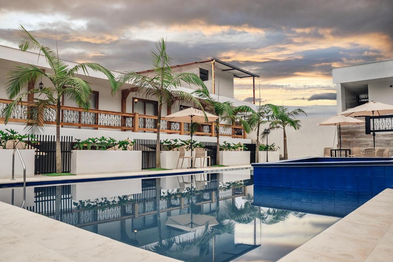 Hotel Gran Plaza San Agustin Bagian luar foto