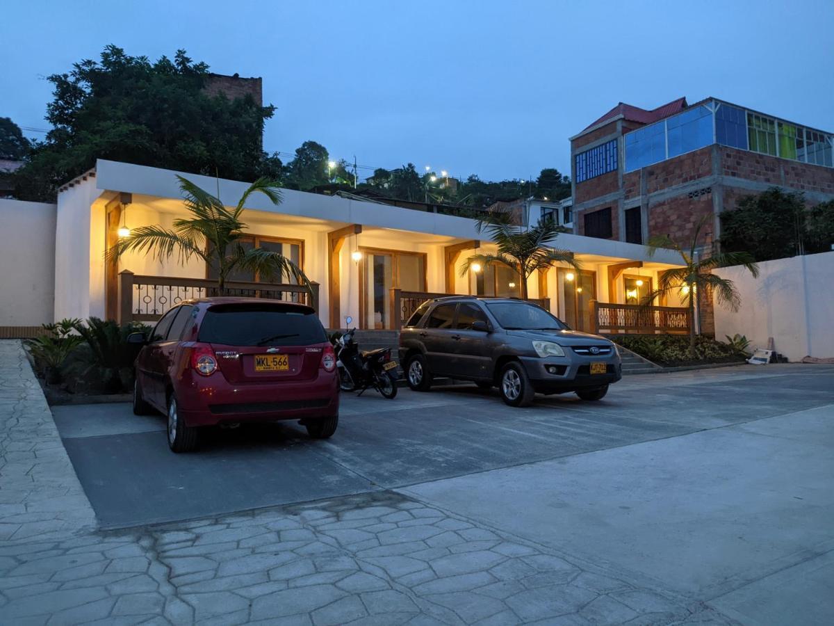 Hotel Gran Plaza San Agustin Bagian luar foto