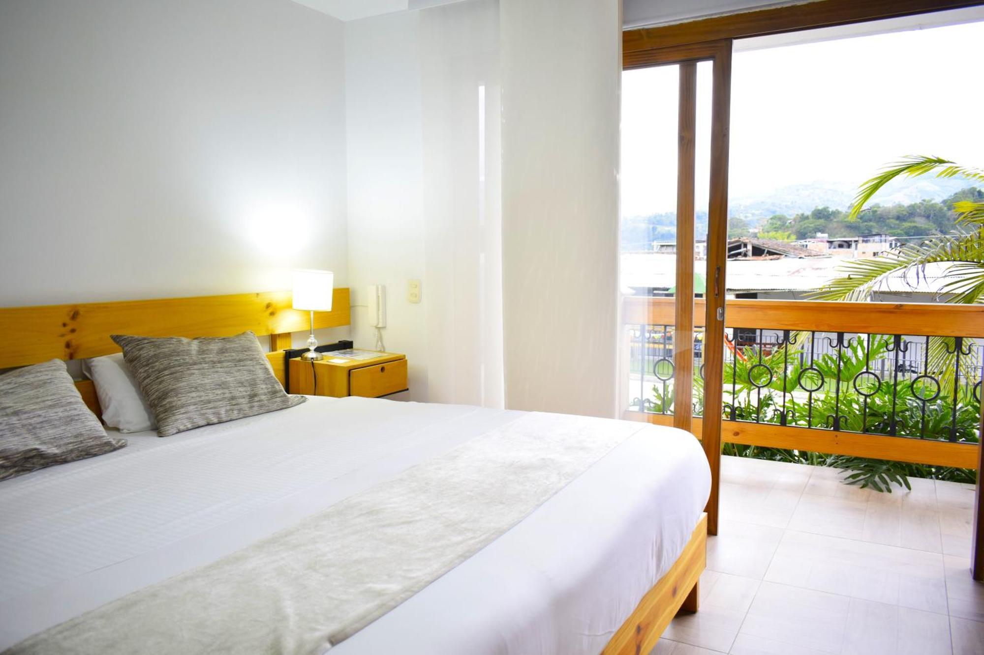 Hotel Gran Plaza San Agustin Bagian luar foto