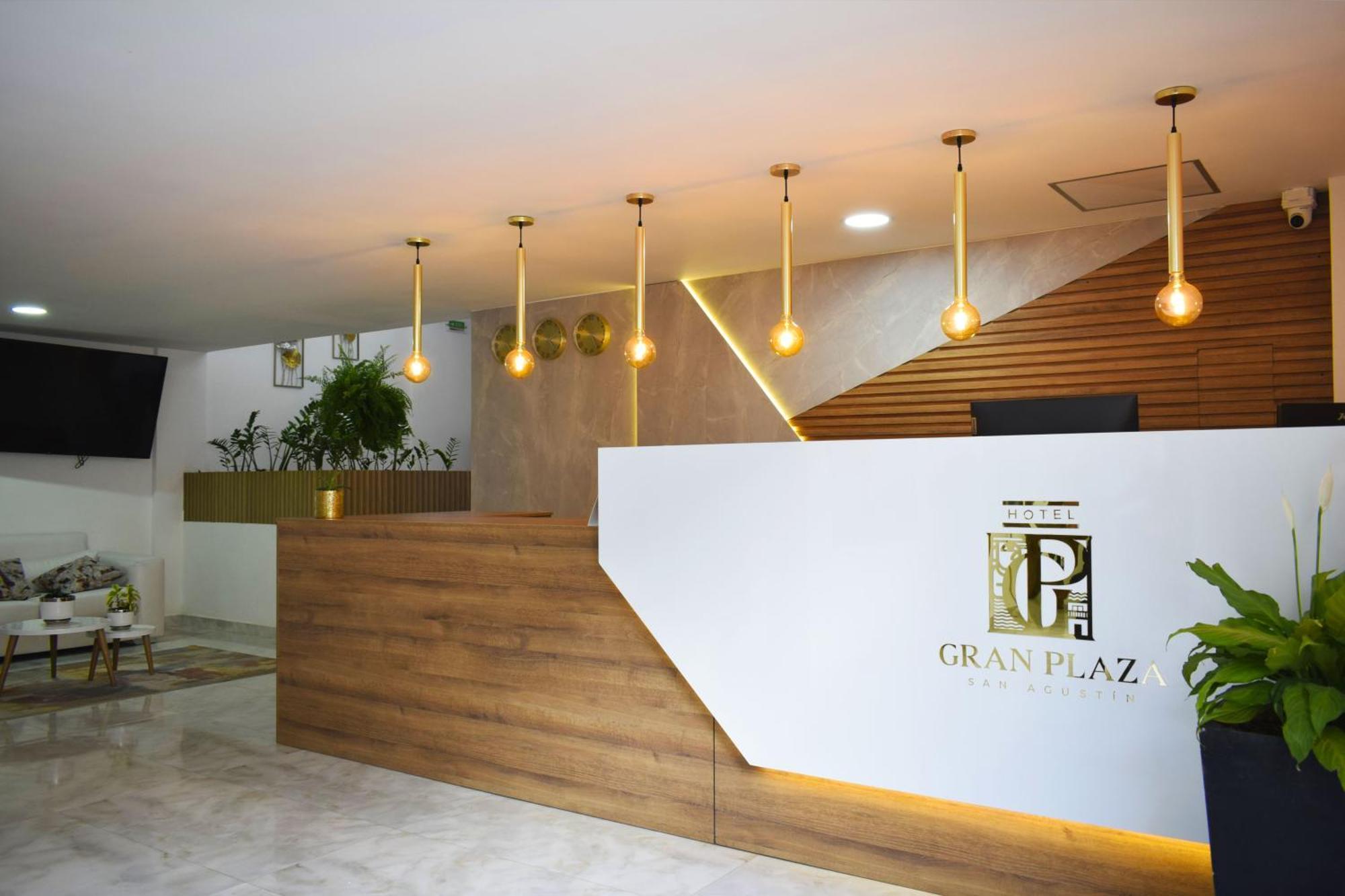 Hotel Gran Plaza San Agustin Bagian luar foto